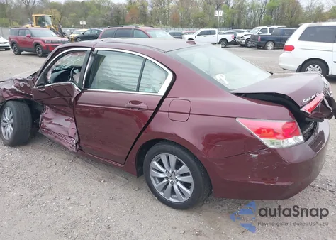 2011 Honda Accord 2.4 Ex-L z USA, uszkodzony, nr VIN 1HGCP2F8XBA009322